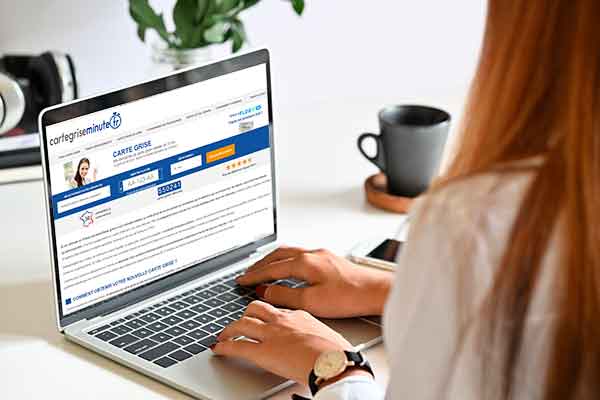 Demande de carte grise en ligne avec Cartegriseminute.fr