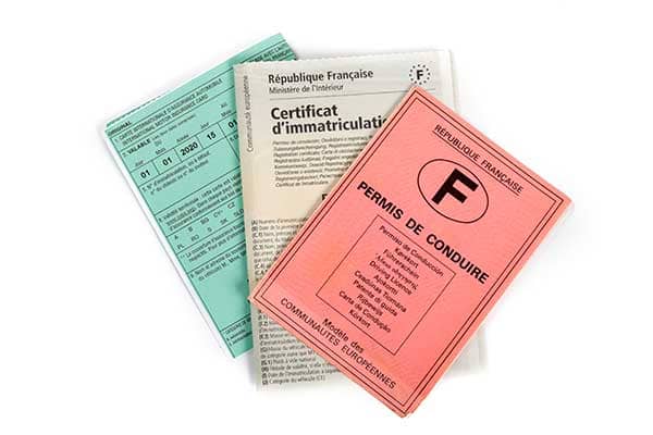 Démarches succession pour hériter d'un véhicule et faire la carte grise à son nom